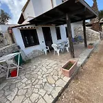 Nyaraló Blunda